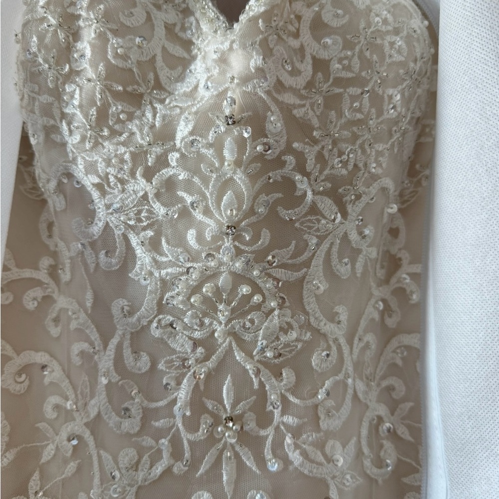 Maggie Sottero Wedding Dress in Ivory/Nude Size 14
